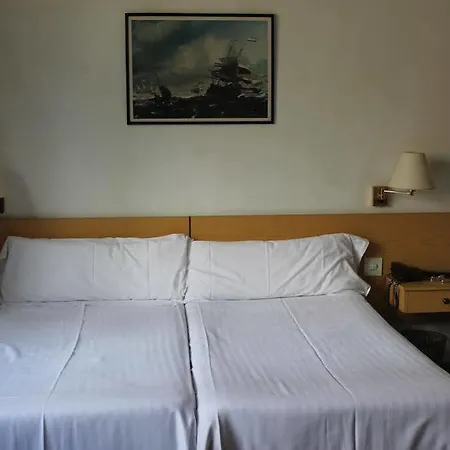Climent Hotel